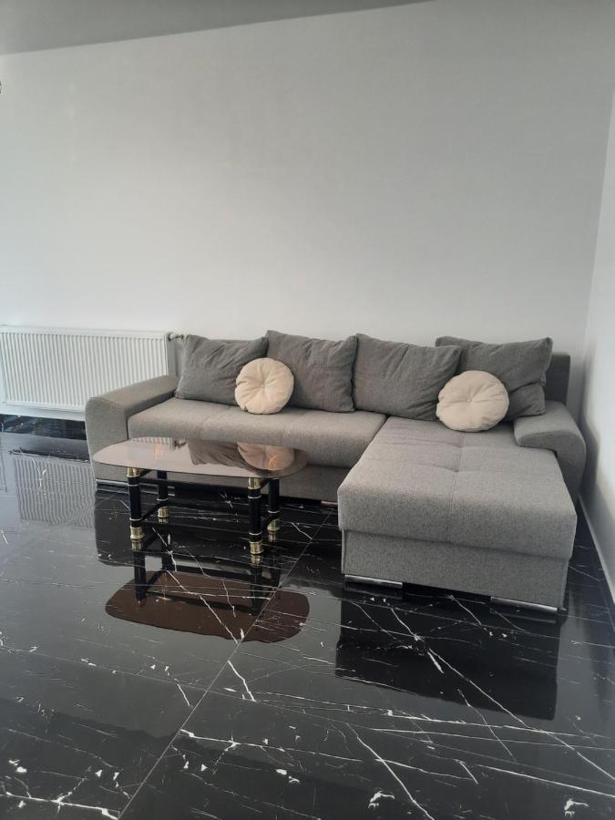 Apartament Coco Бая Маре Екстериор снимка